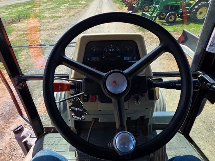 2005-agco-lt75-image-54