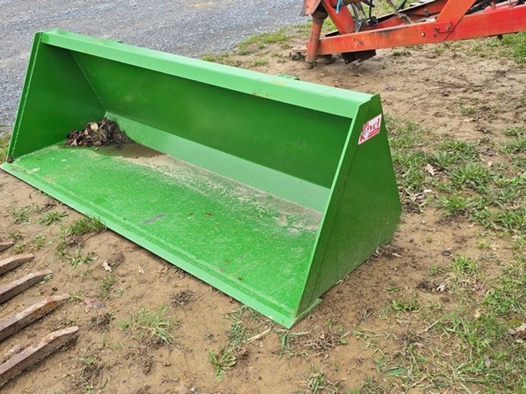 john-deere-72-image-1