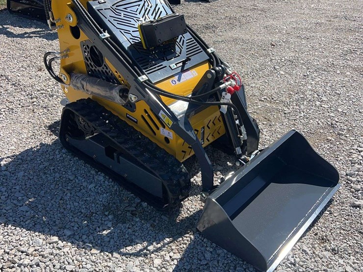 2026-sdlanch-dll60-mini-skid-steer-image-3