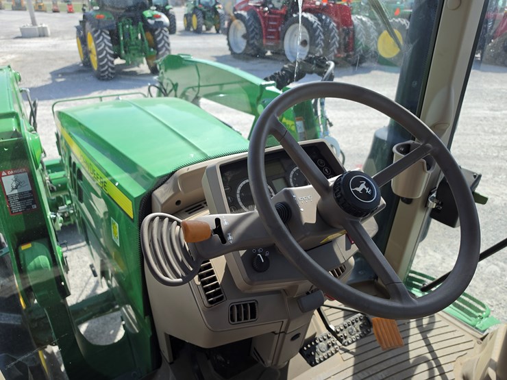 2019-john-deere-6130m-image-19