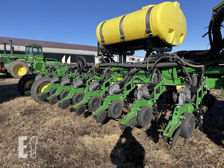 john-deere-1770-image-97