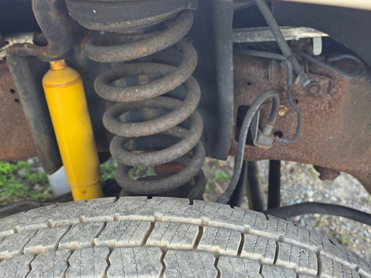 2014-ford-f350-image-34