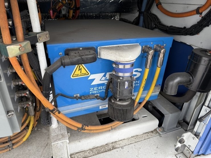 2012-gillig-40'-electric-transit-bus-image-14