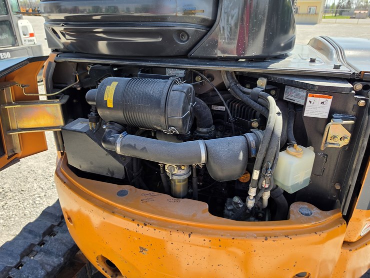 2008-case-cx50b-image-17