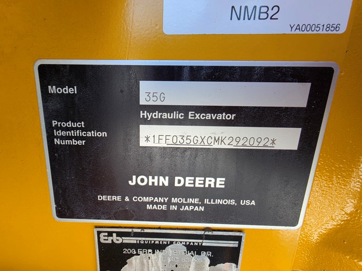2022-deere-35g-image-21