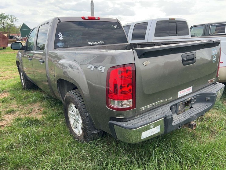 2012-gmc-sierra-1500-image-4