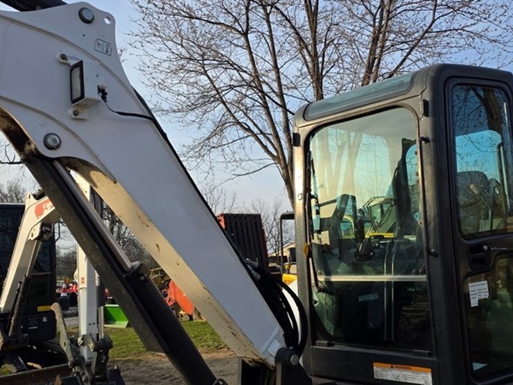 2019-bobcat-e55-image-13