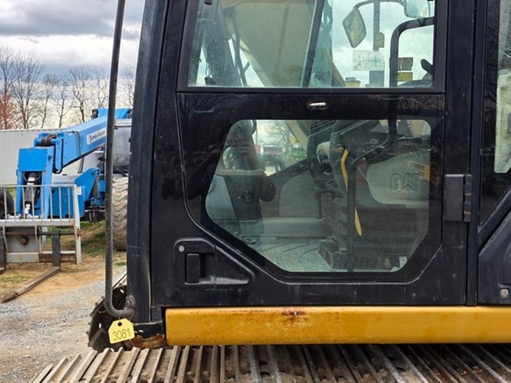 2010-caterpillar-312d-image-16