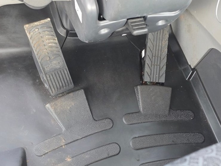 2021-case-221f-image-56