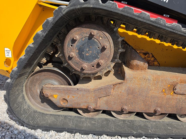 2017-jcb-260t-image-9