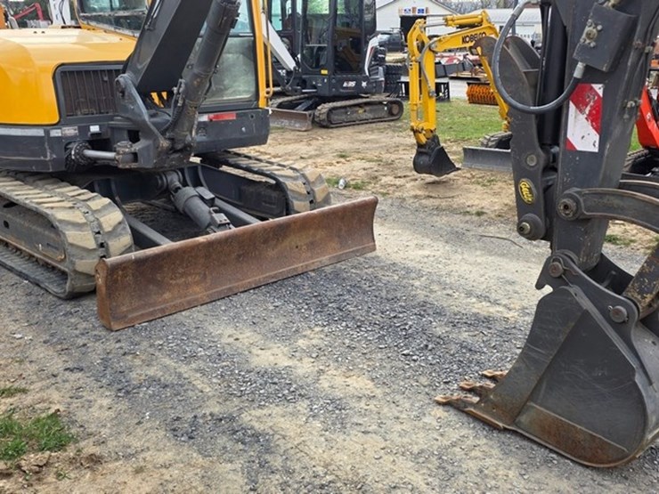 2008-volvo-ecr88-image-7