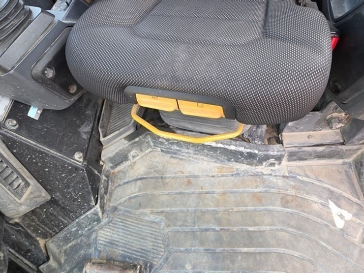 2021-caterpillar-d5-lgp-image-77