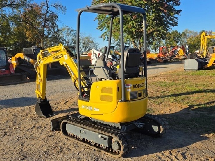 2022-kobelco-sk17sr-image-4