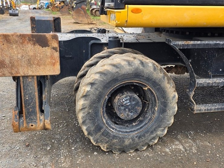 2018-caterpillar-m322f-image-33