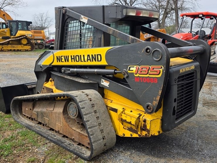 2010-new-holland-c185-image-3