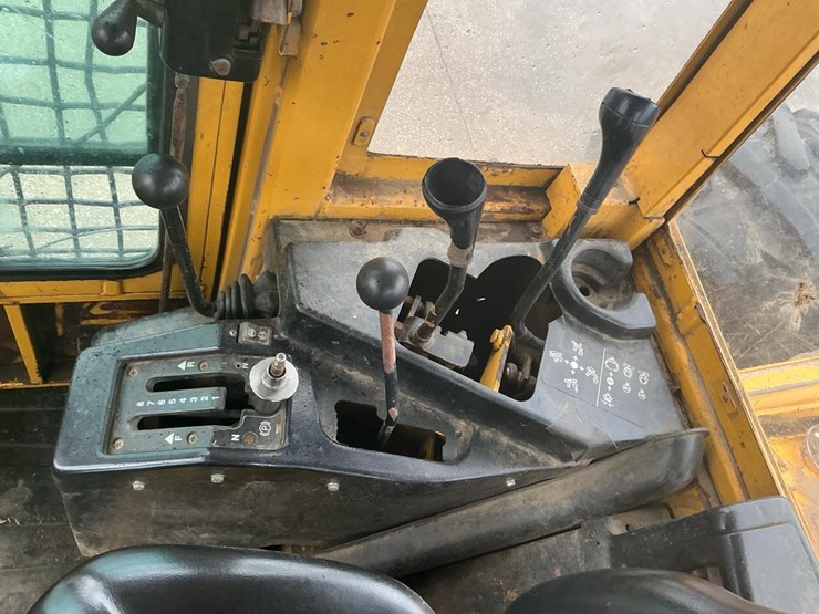 1999-deere-648-image-14