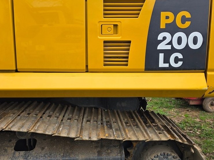 2012-komatsu-pc200-lc-8-image-30