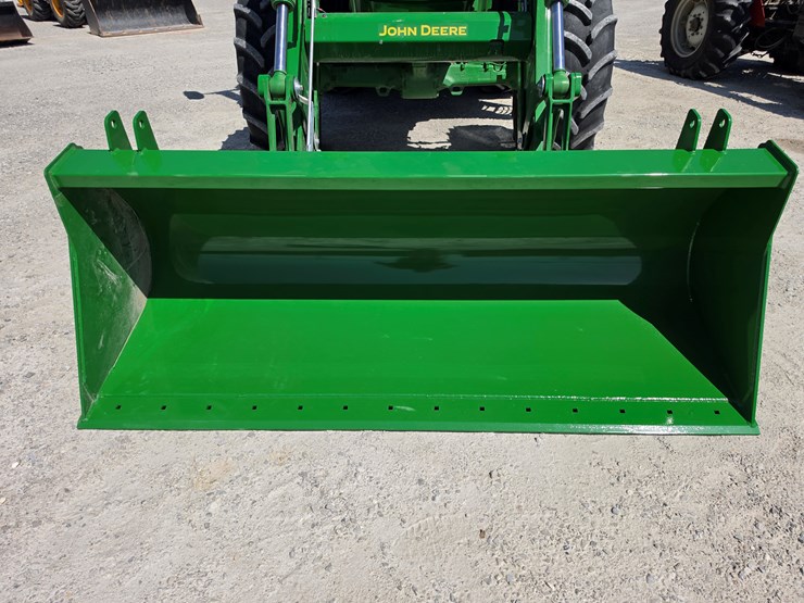 2023-john-deere-6r-130-image-3