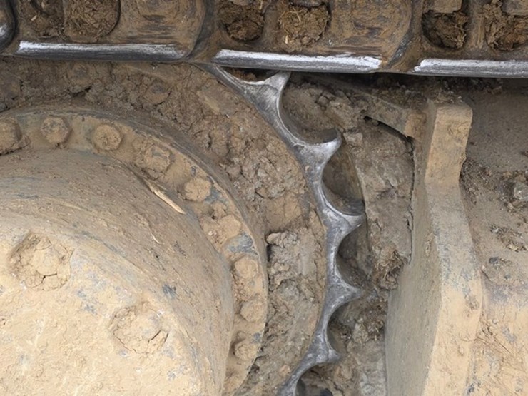 2012-deere-200d-lc-image-24