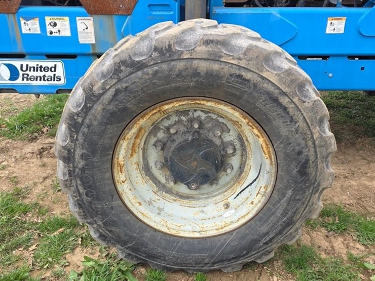 2011-genie-gth844-image-21