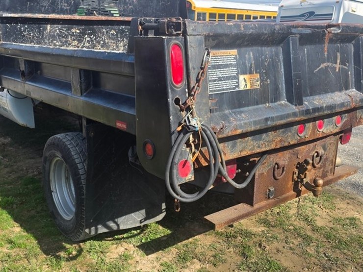 2014-ford-f350-image-18