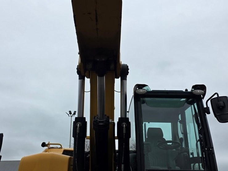 2018-caterpillar-m322f-image-41