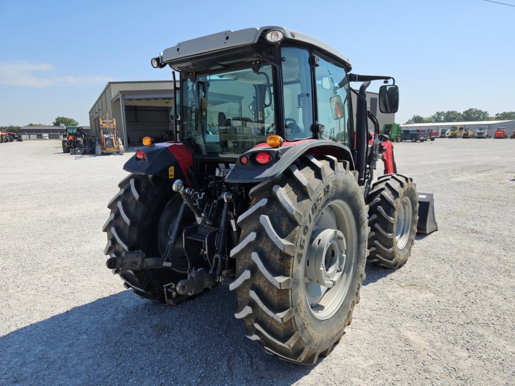 2019-massey-ferguson-6713-image-8
