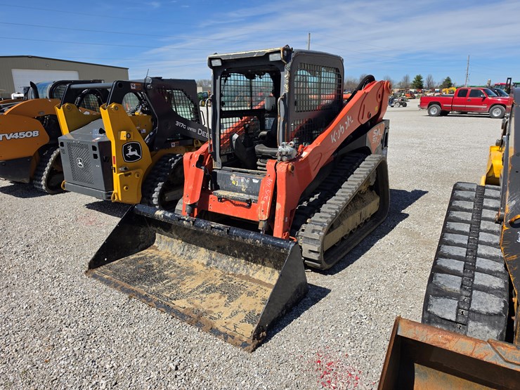 2021-kubota-svl97-2-image-24