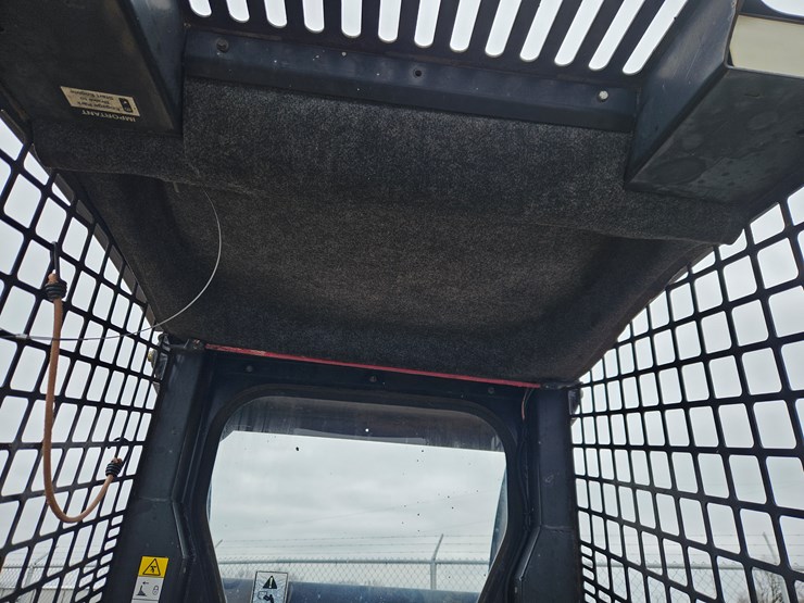 1999-john-deere-250-image-8