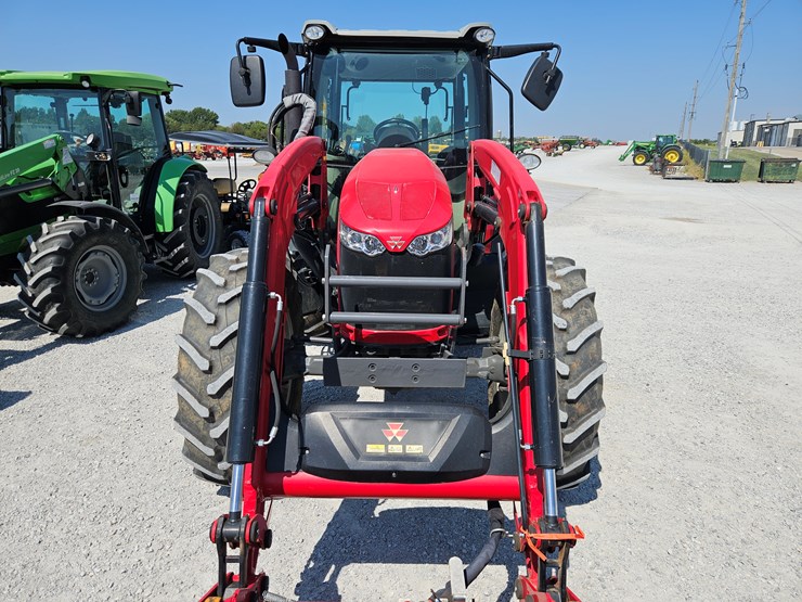 2019-massey-ferguson-6713-image-4