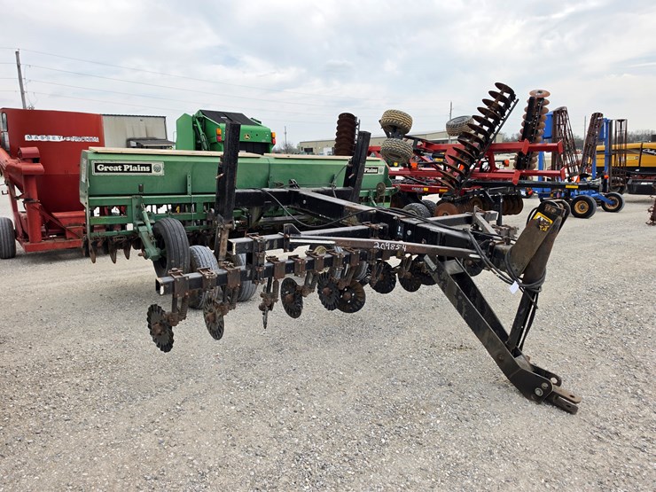 great-plains-solid-stand-15-image-15