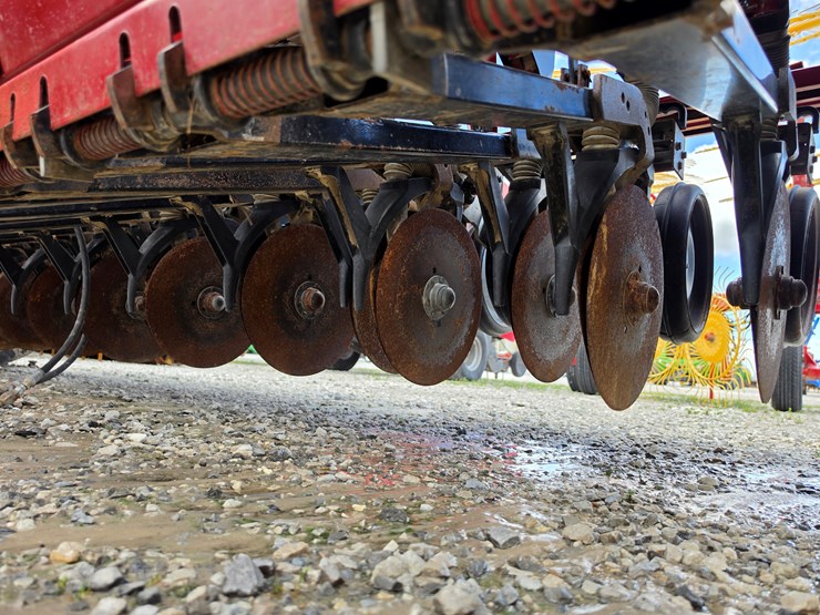 case-ih-5300-image-3