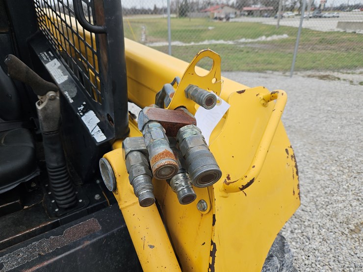 1999-john-deere-250-image-6