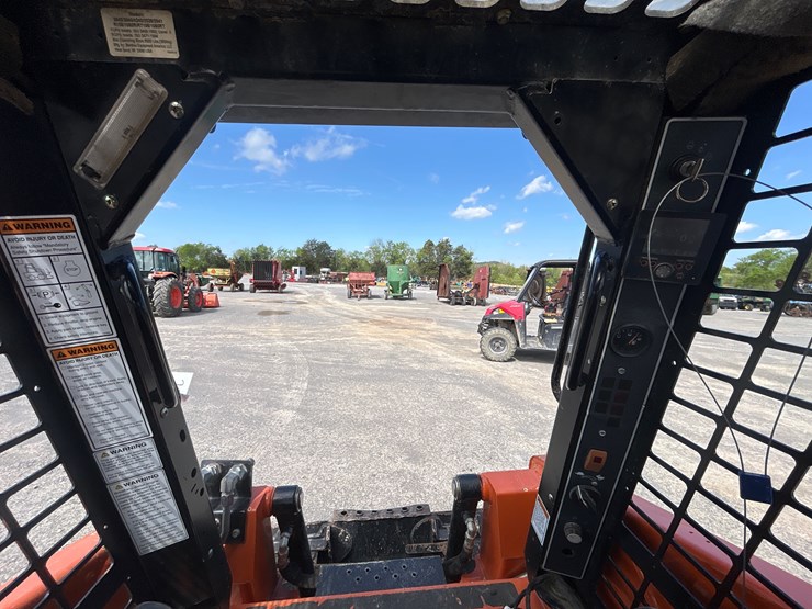 2021-gehl-rt105-image-16