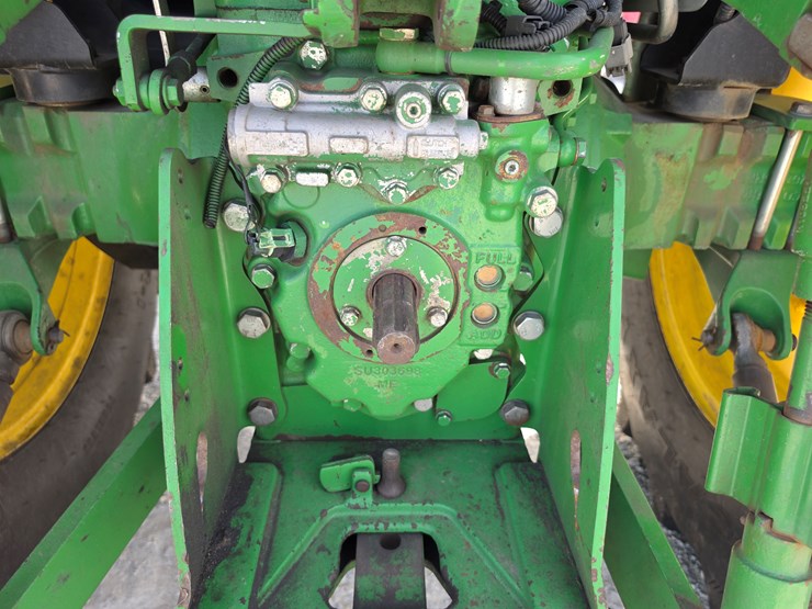 2019-john-deere-5100e-image-10