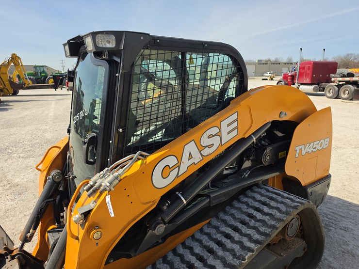 2023-case-tv450b-image-24