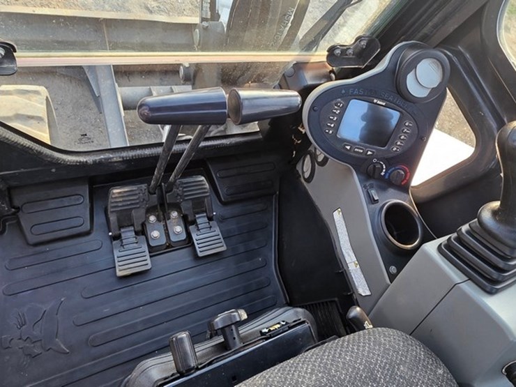 2019-bobcat-e55-image-64