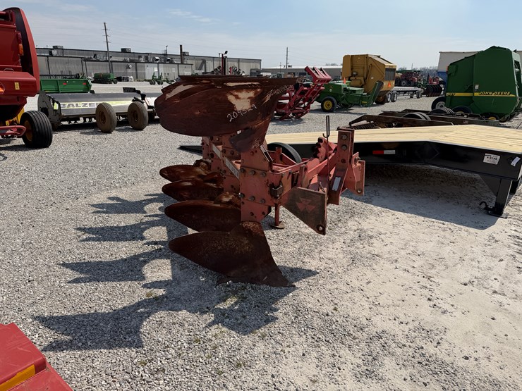 massey-ferguson-57-image-8