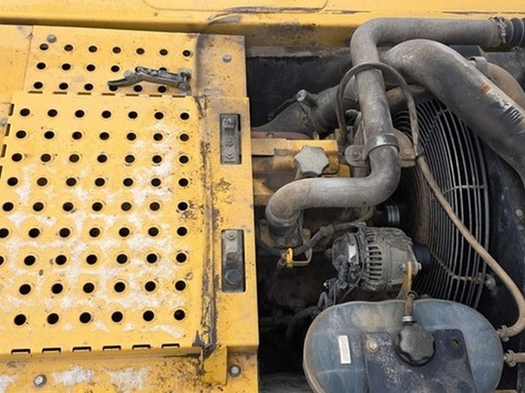 2012-deere-200d-lc-image-67