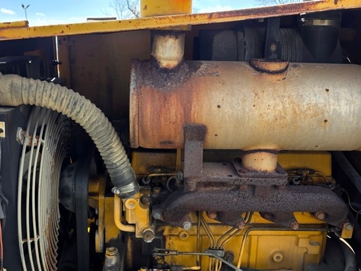 1999-deere-486e-image-36