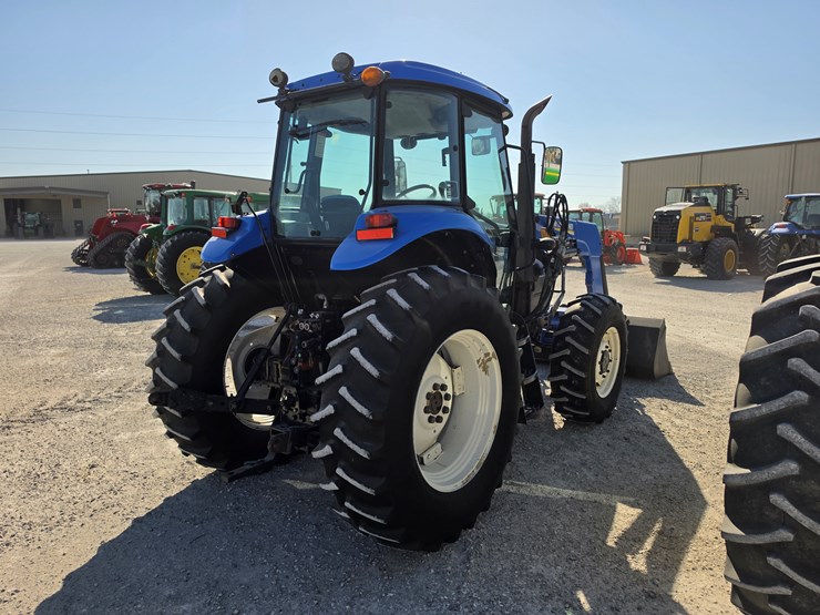 2013-new-holland-ts6.120-image-21