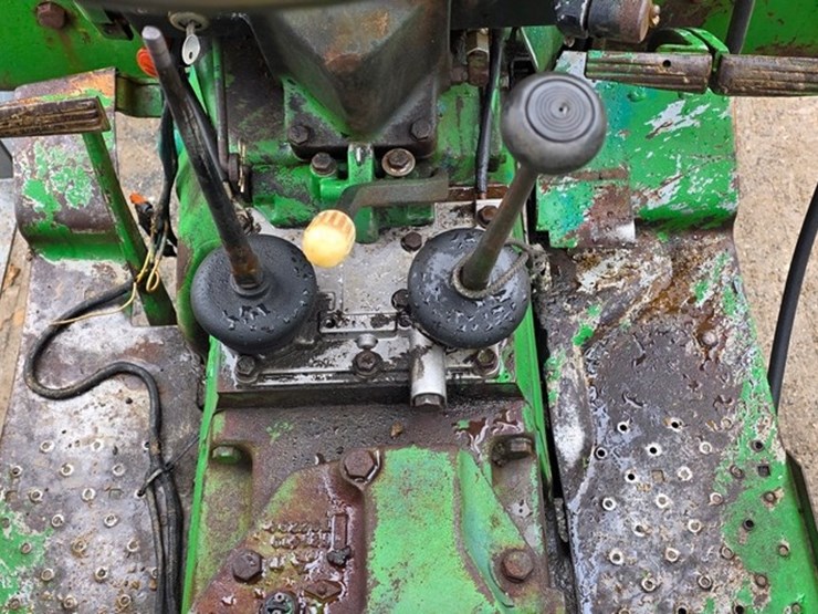 john-deere-2630-image-40