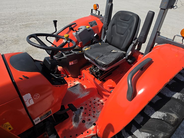 kubota-m7060-image-14