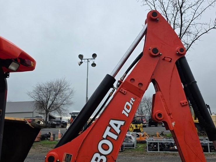 2018-kubota-l47-image-31