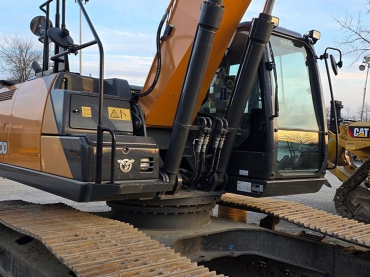 2022-case-cx250d-image-13