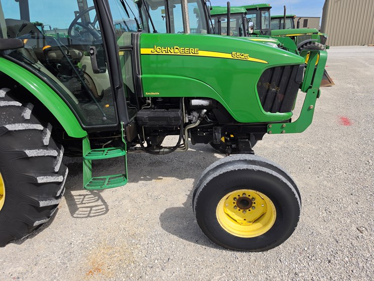 2005-john-deere-5525-image-3