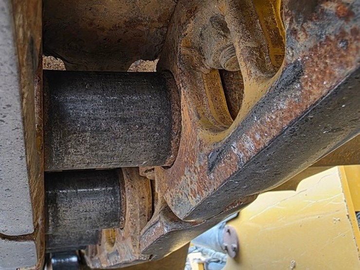 2021-caterpillar-d5-lgp-image-22