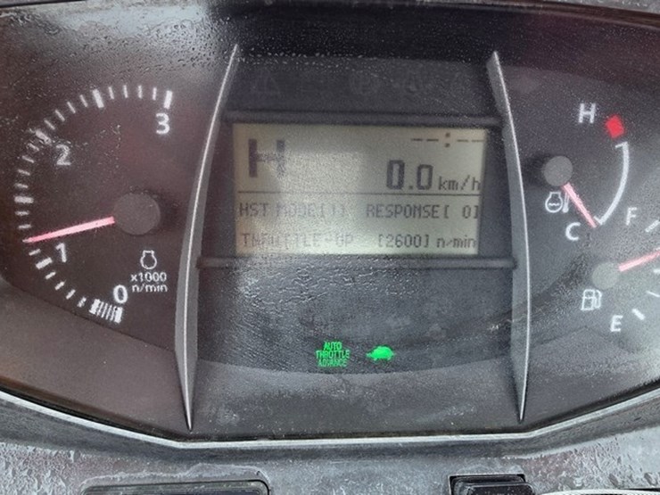 2018-kubota-l47-image-60