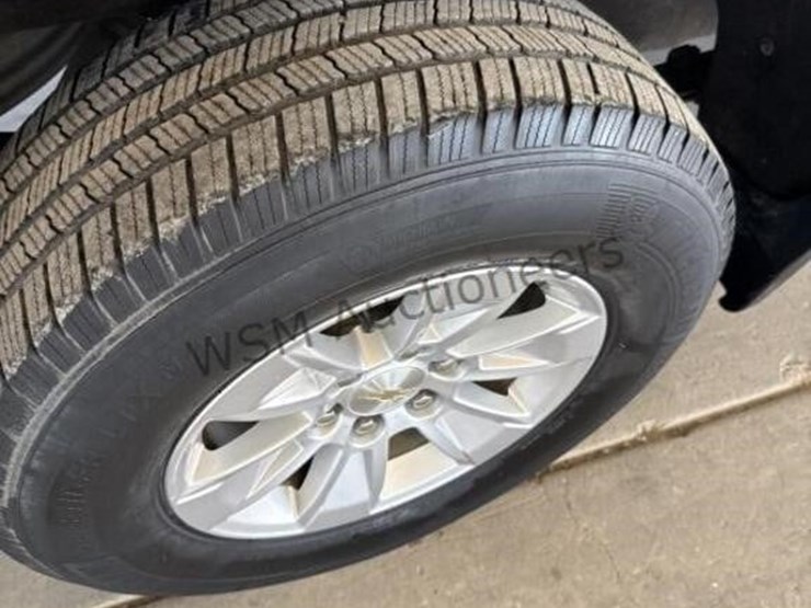 2021-chevrolet-silverado-1500-image-9