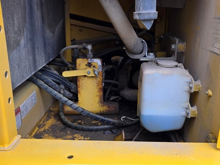 2012-komatsu-pc200-lc-8-image-59